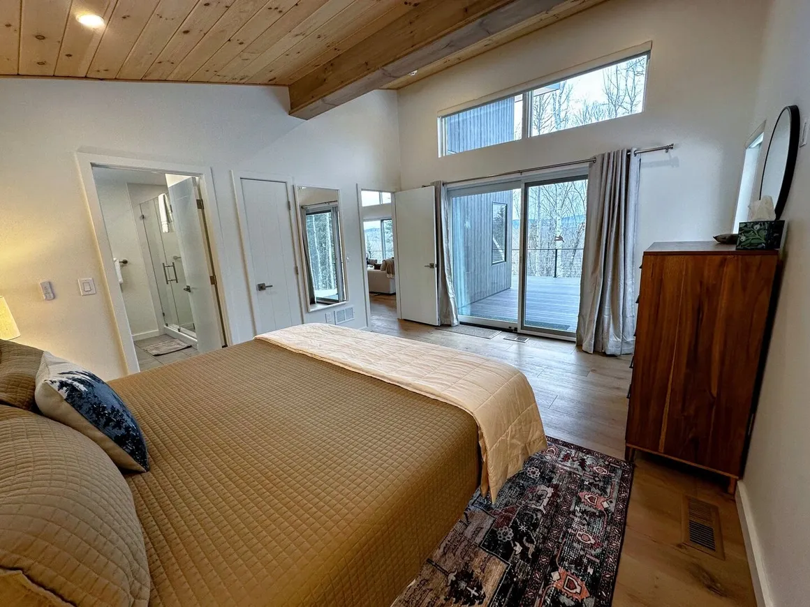 Birch House photo 13